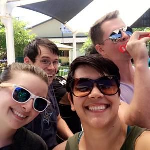 Meet your Posher, Courtney